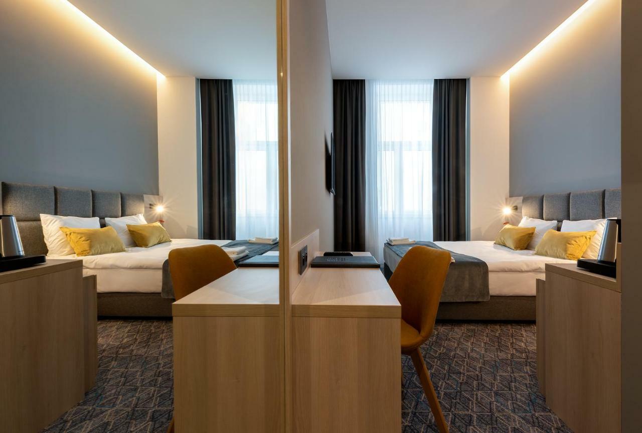 Korona Gold - Korona Hotel فروتسواف المظهر الخارجي الصورة