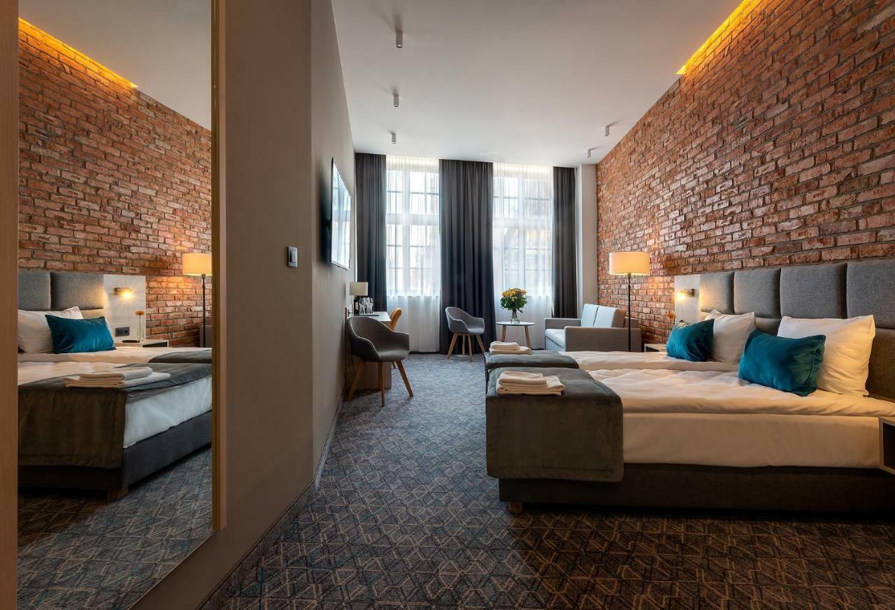 Korona Gold - Korona Hotel فروتسواف المظهر الخارجي الصورة